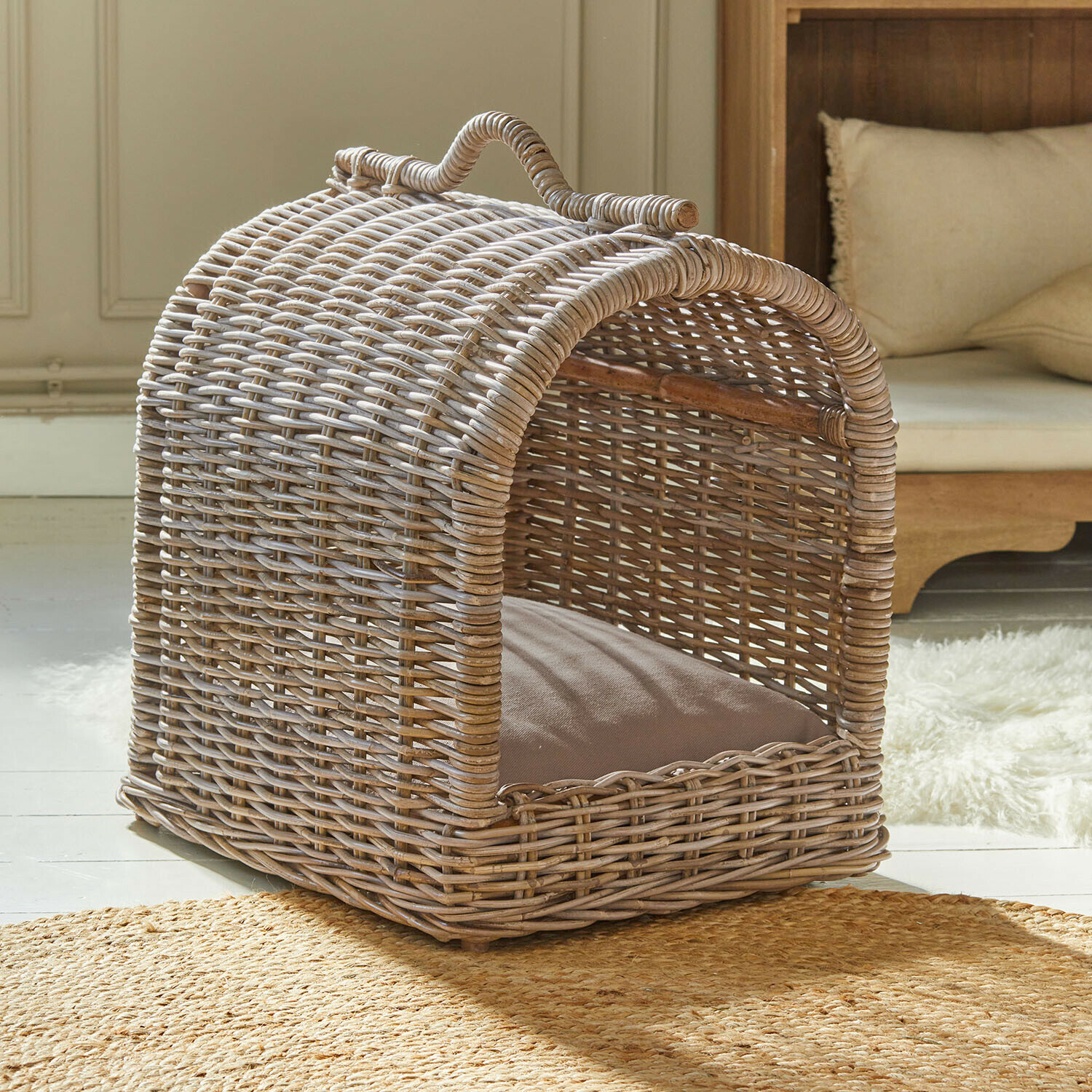 Panier pour animaux Cielina Panier en rotin naturel avec coussin, niche confortable pour petits animaux domestiques à l'intérieur