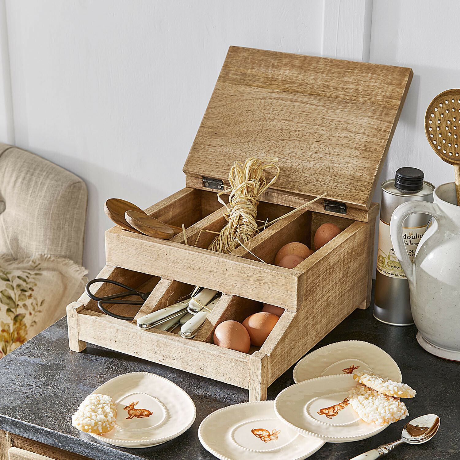 Rangement Maruva Boîte de cuisine en bois naturel avec compartiments pour œufs et couverts sur plan de travail
