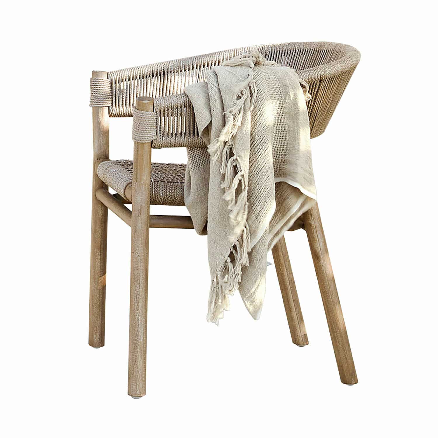 Stoel FSC®-100% Garmontique Stoel van hout en natuurlijk touw in lichte kleur met beige deken, Scandinavische stijl