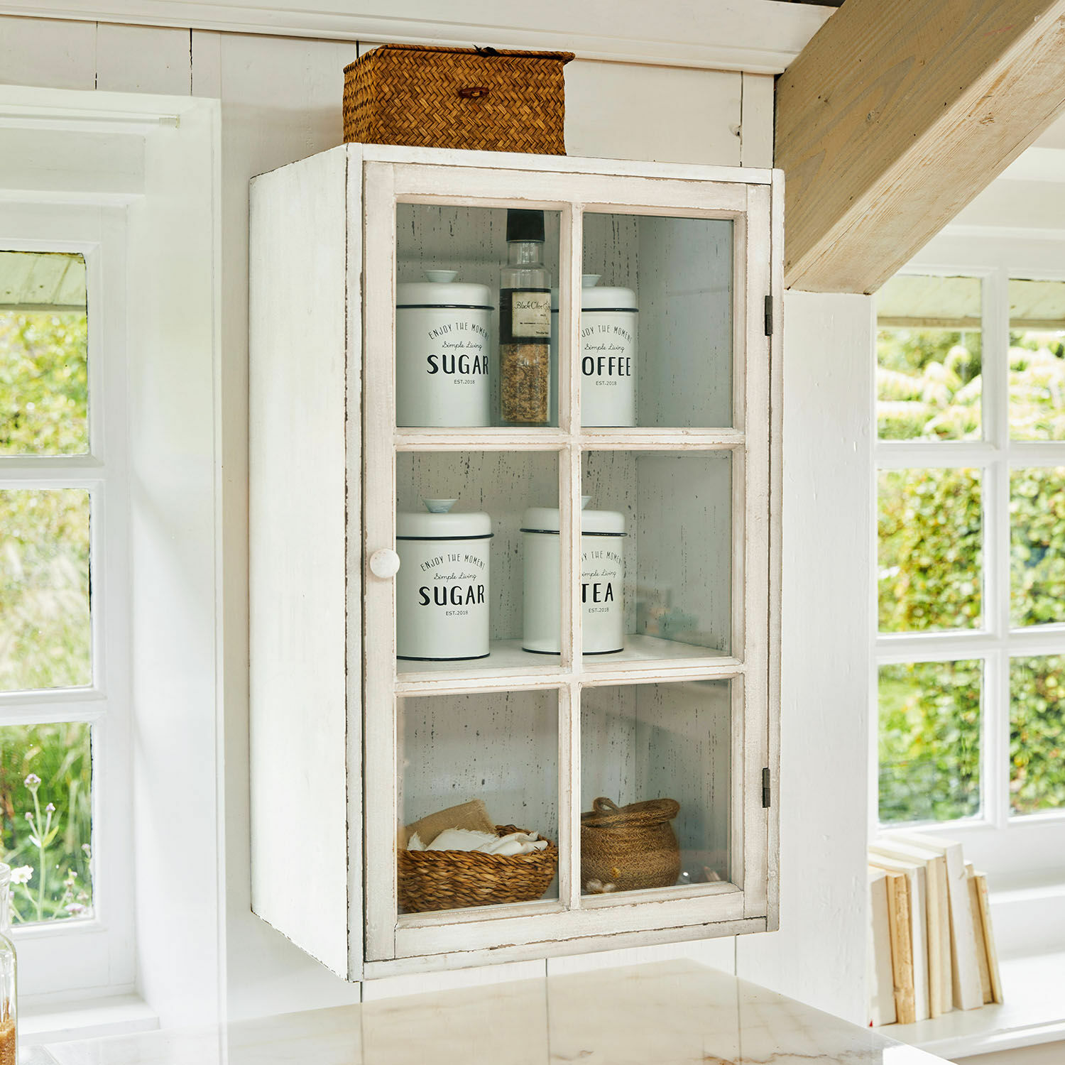 Lot de 2 armoires suspendues Piavo Armoire murale blanche en bois avec porte vitrée et bocaux pour sucre, café et thé