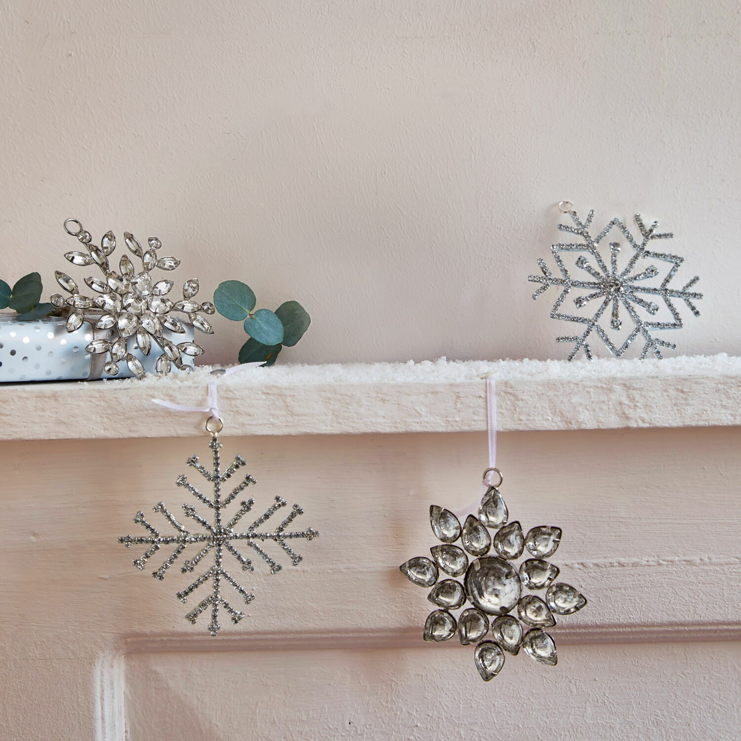 Hanger set van 4 Gnistras