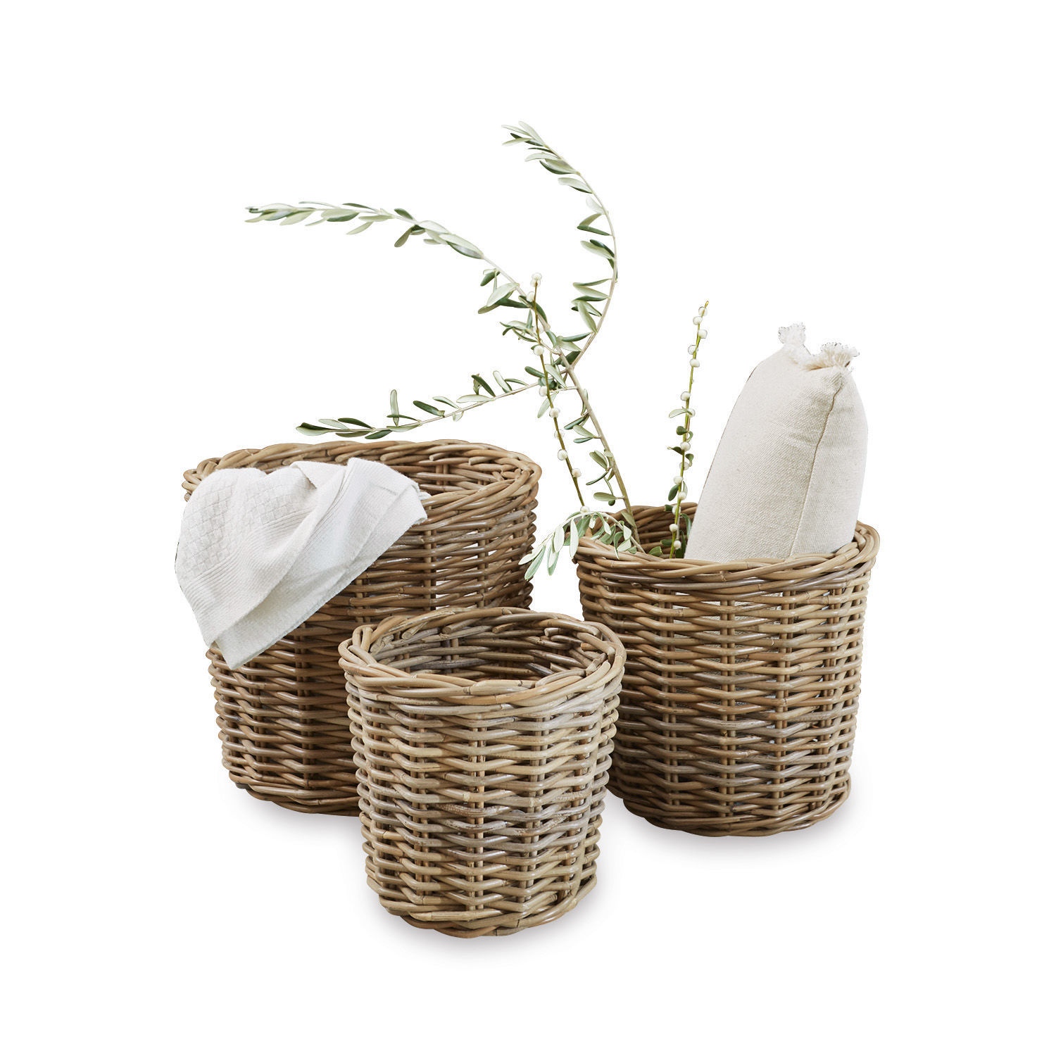 Lot de 3 paniers Avar Ensemble de trois paniers en osier couleur naturelle pour rangement et décoration intérieure