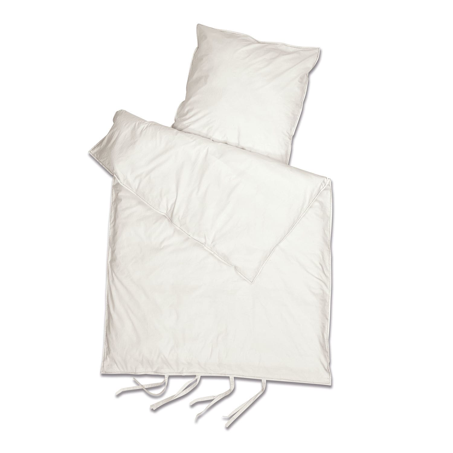 Witte Monthelie katoenen beddengoed met linten, zacht en comfortabel voor slaapkamer