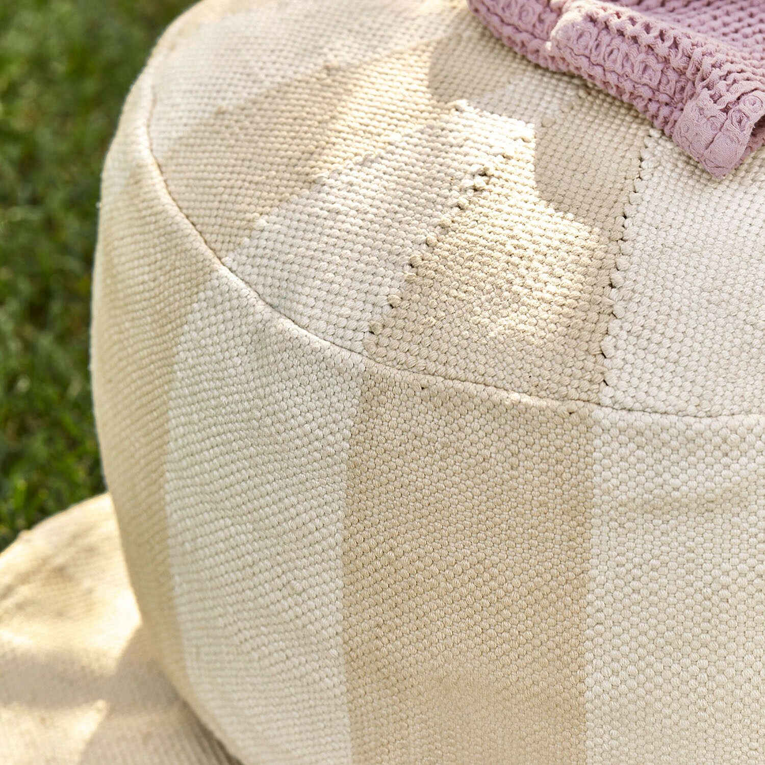 Pouf d'intérieur et d'extérieur Wobbilo