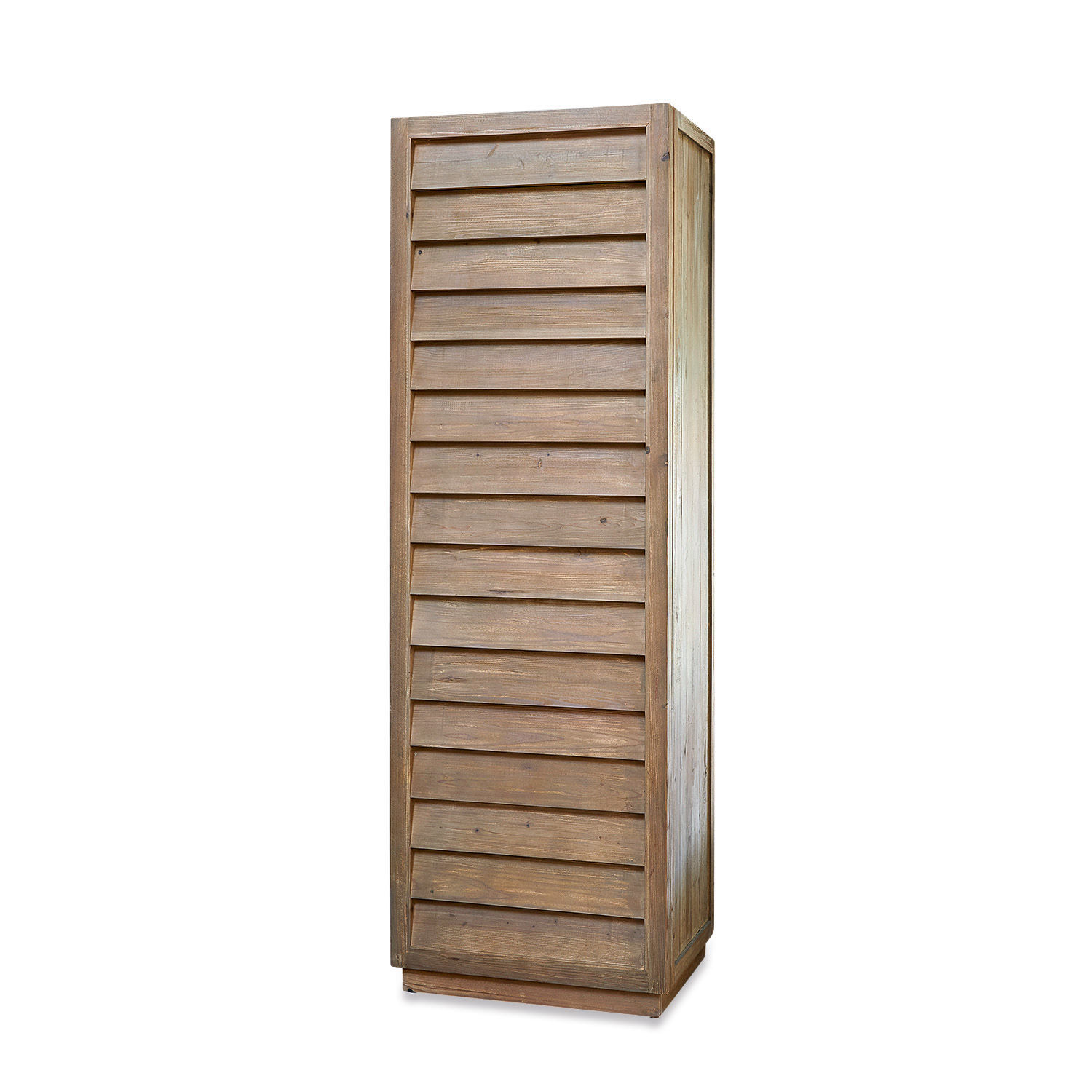 Hoge kast van natuurlijk hout met horizontale latten, praktisch opbergmeubel