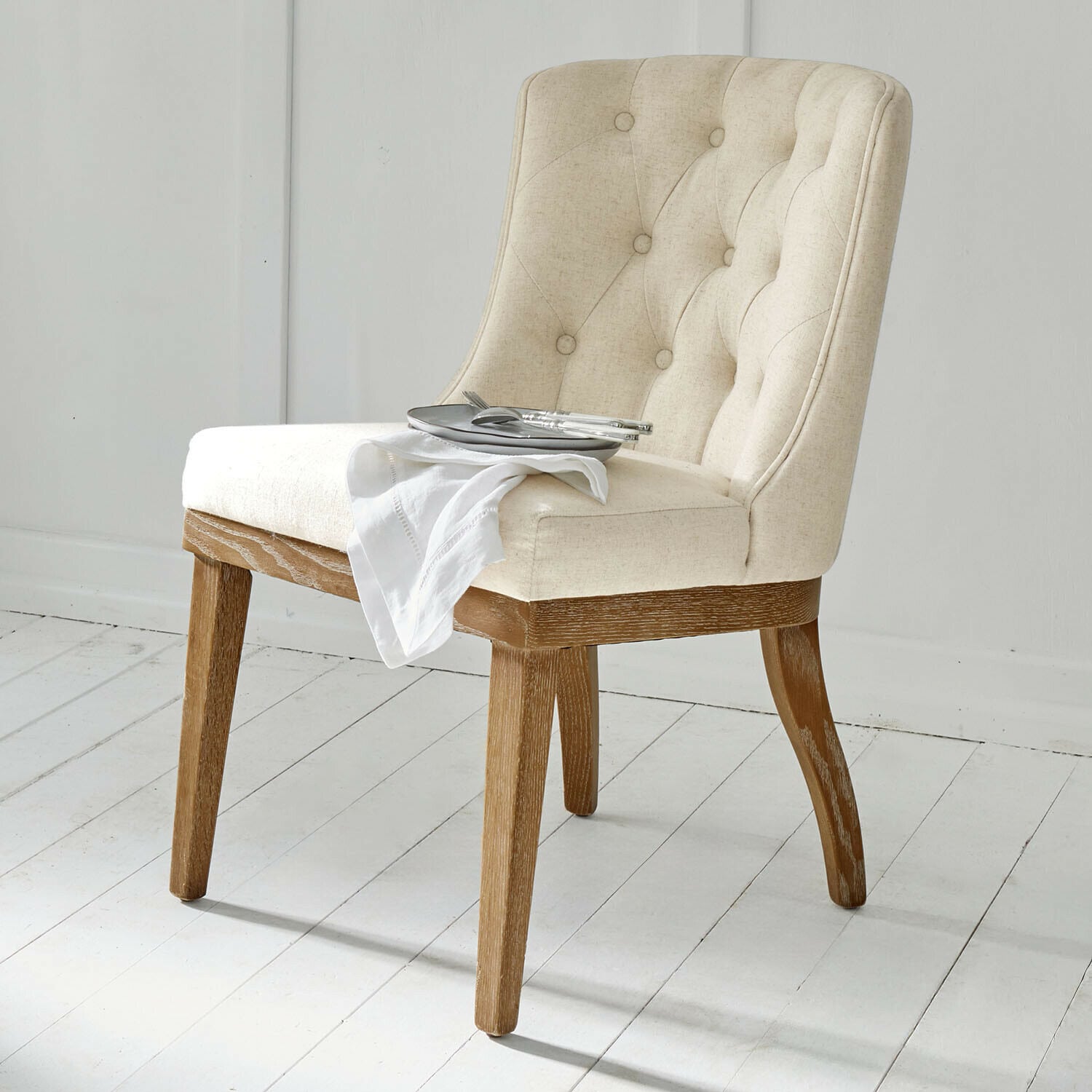 Chaise Fairwyn