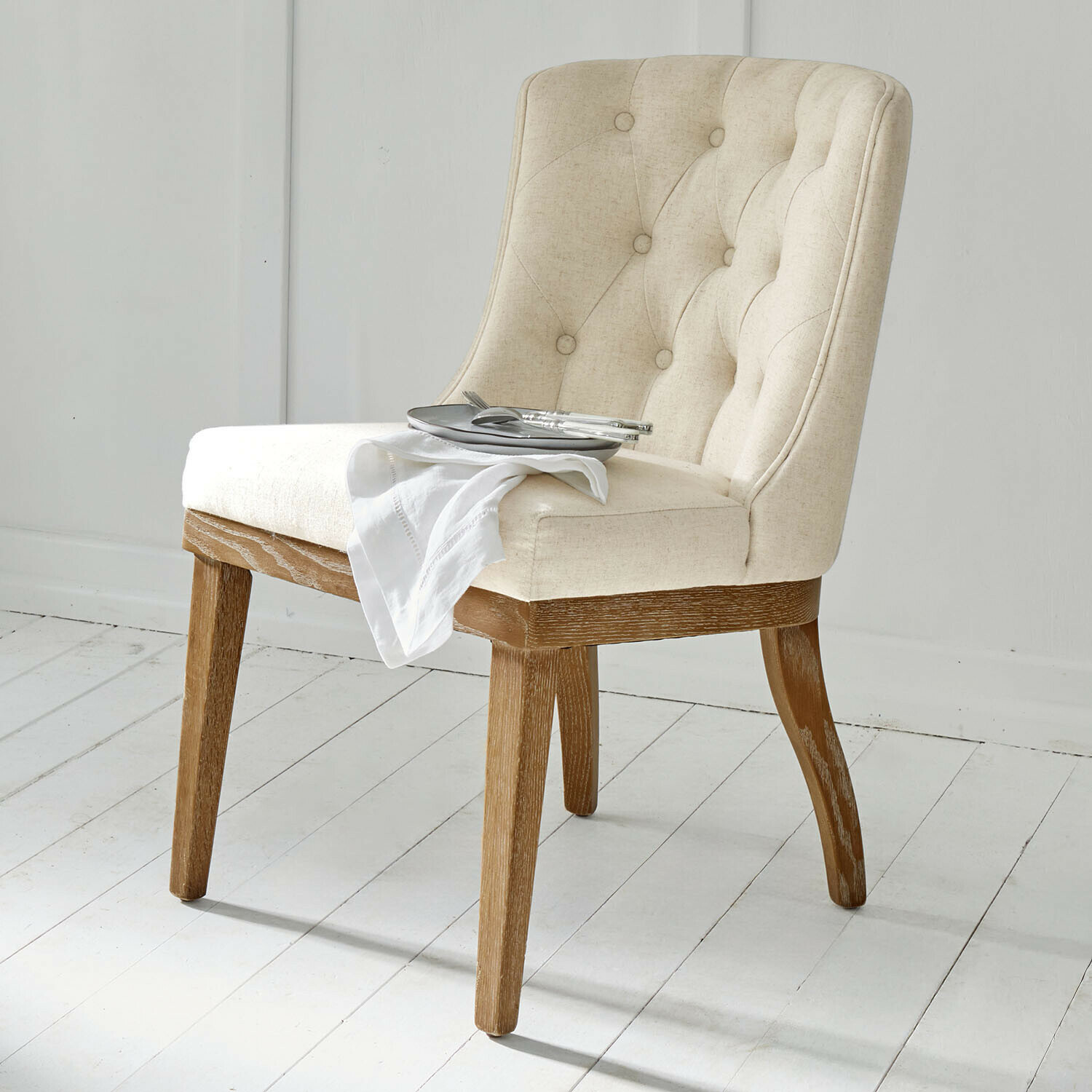 Chaise Fairwyn