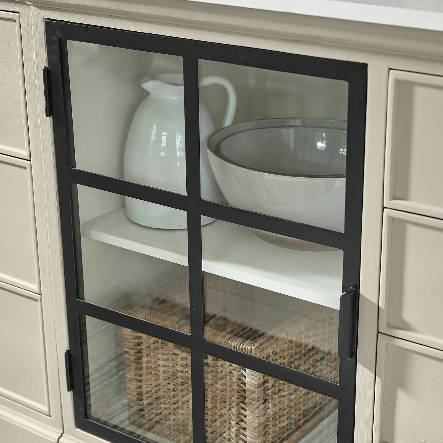 Kast Orlévine