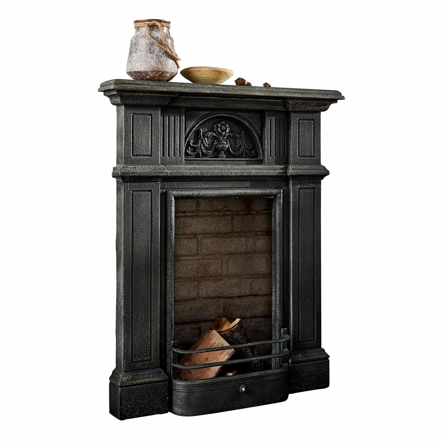 Haardschouw Corvelle Zwarte open haard met decoratief front en houtblokken, stijlvolle woondecoratie