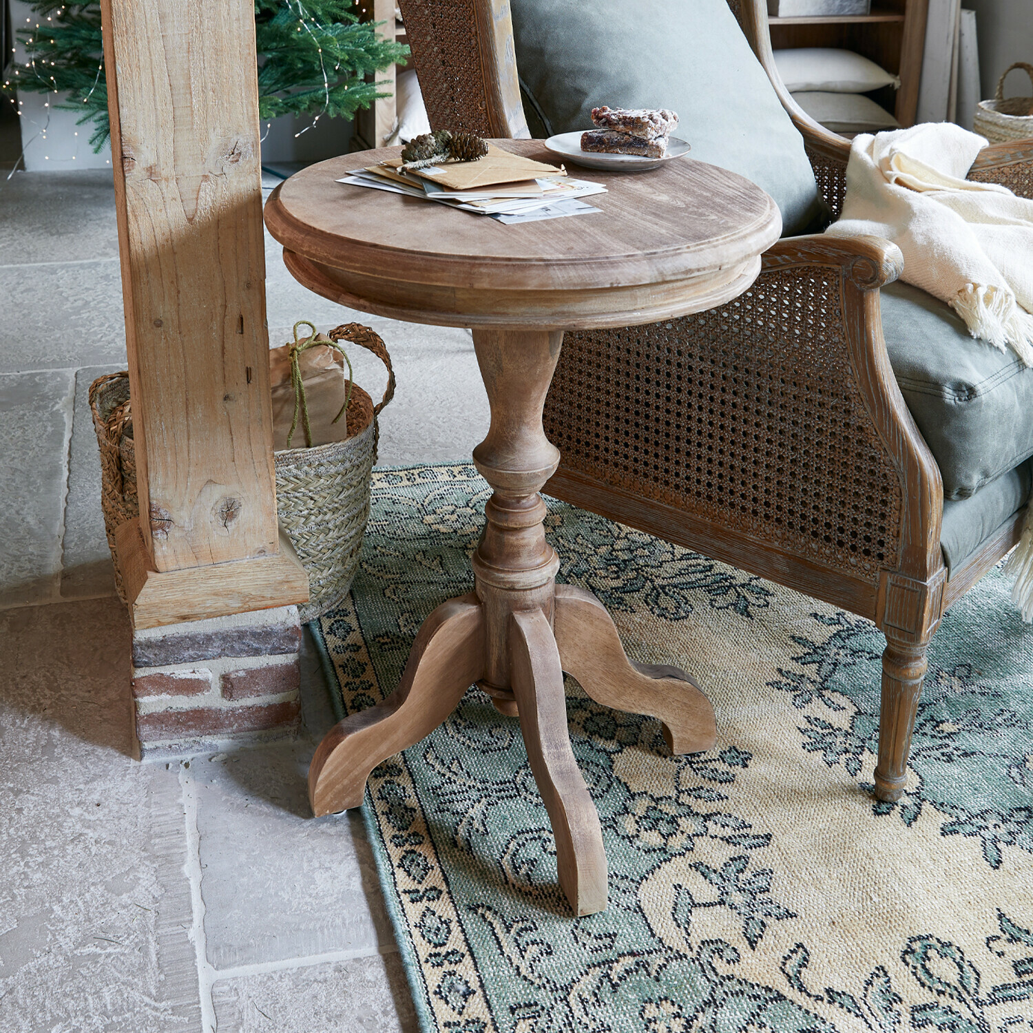 Table d’appoint Mengomeyen