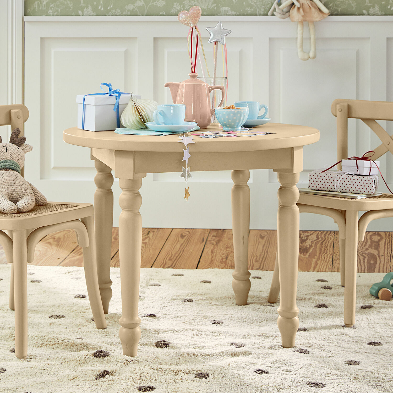 Kindertafel Sourila