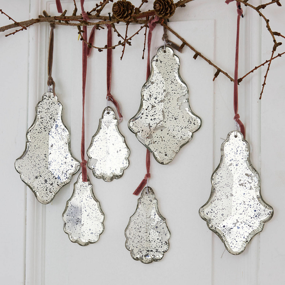 Lot De 6 Décorations Lumineuses Pour Tableau De Bord Voiture - Résine, Motifs Fantômes, Effet Lumineux La Nuit, Pour Halloween Ou Déco Fun