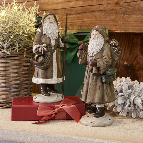 Figurine Goebel Père Noël Sur Traîneau – Faïence Rouge – Neuf Dans Sa Boîte – Idée Cadeau De Noël